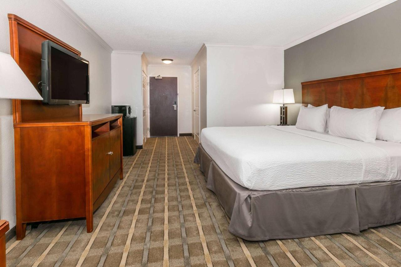 Richmond Inn & Suites Baton Rouge Esterno foto