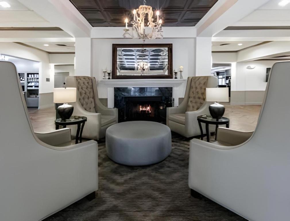 Richmond Inn & Suites Baton Rouge Esterno foto
